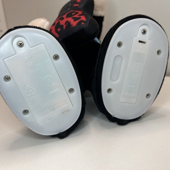 Rare Walgreens Netflix Stranger Things Eddie Munson Animated Plush Guitar Rocker - Picture 11 of 11